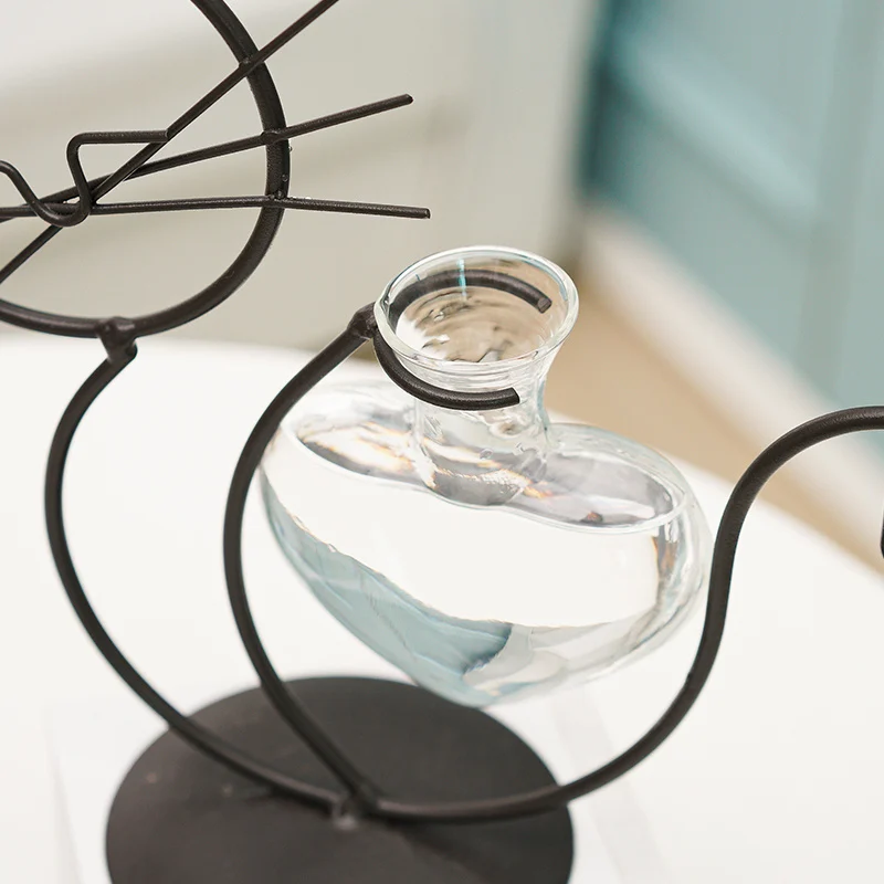 1335015750074.Webp simple cat iron flower hydroponic vase