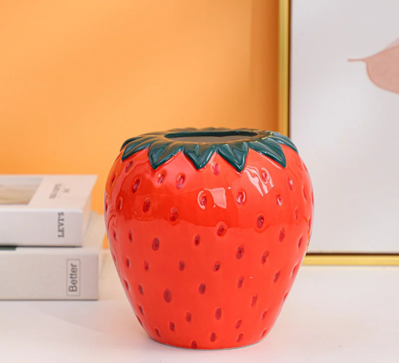 6F8D82C8-4F25-4034-A360-Df8Aabb5Fba8.Webp creative strawberry hydroponic vase cute ceramics